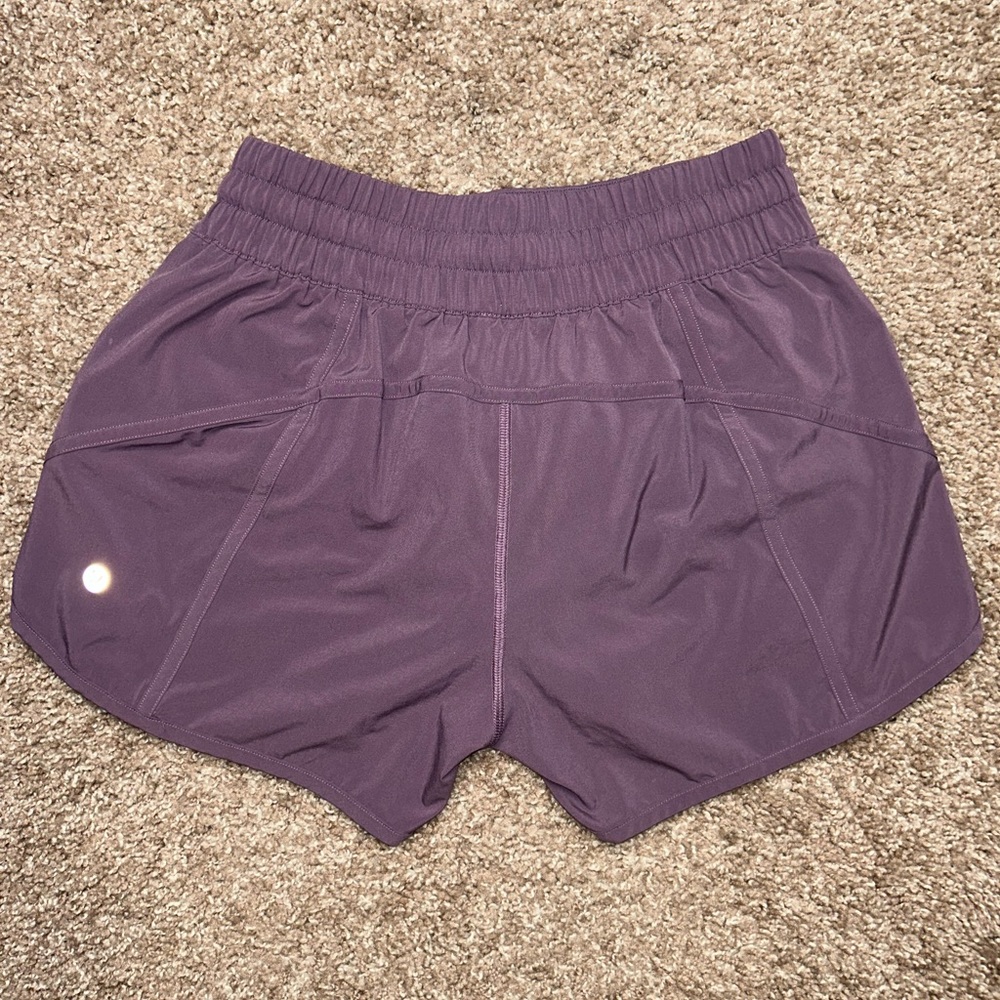 Lululemon Size 6 Tracker Short in Smoked Mullberry- RARE!